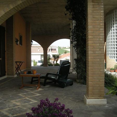 Bed And Breakfast San Martino Castignano Exterior foto